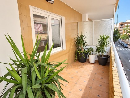 Sprzedaż - Apartament - Torrevieja