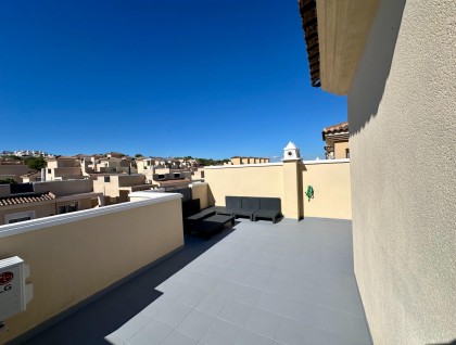 Sprzedaż - Bliźniak - San Miguel de Salinas - Residencial los flamencos