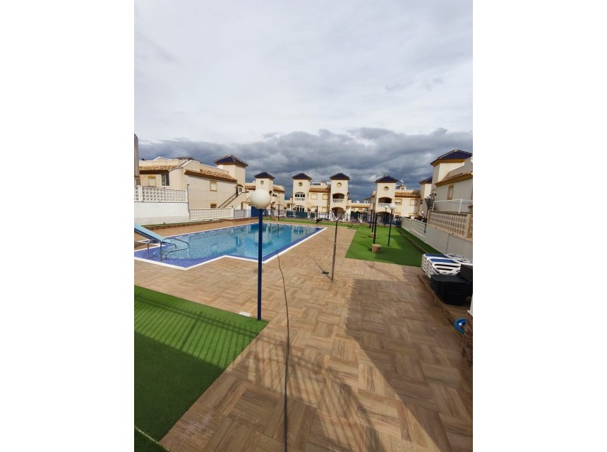 Sprzedaż - Bungalow - Guardamar - El Eden