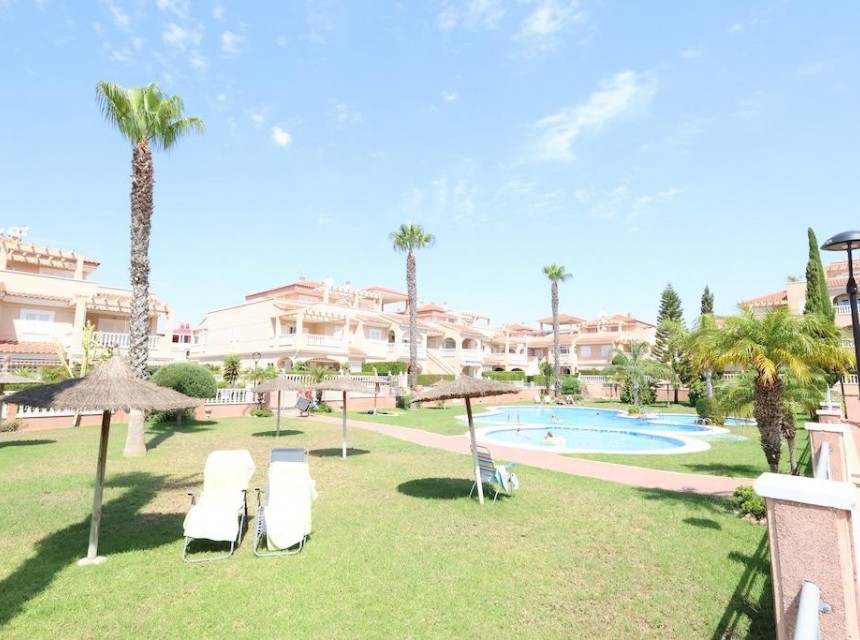 Sprzedaż - Bungalow - Orihuela costa - Punta Prima