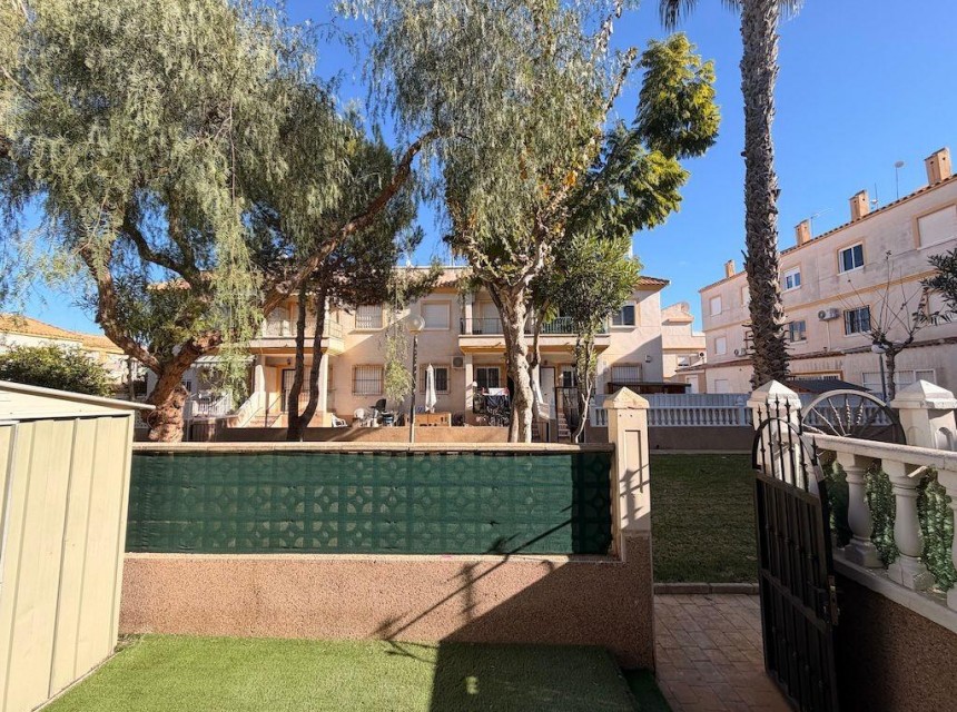 Sprzedaż - Bungalow - Orihuela costa - Villamartín-Las Filipinas