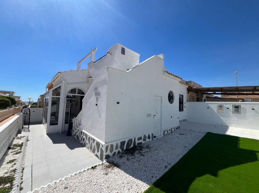 Sprzedaż - Bungalow - Punta Prima - Serena