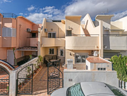 Sprzedaż - Kamienica - Torrevieja - Torretas