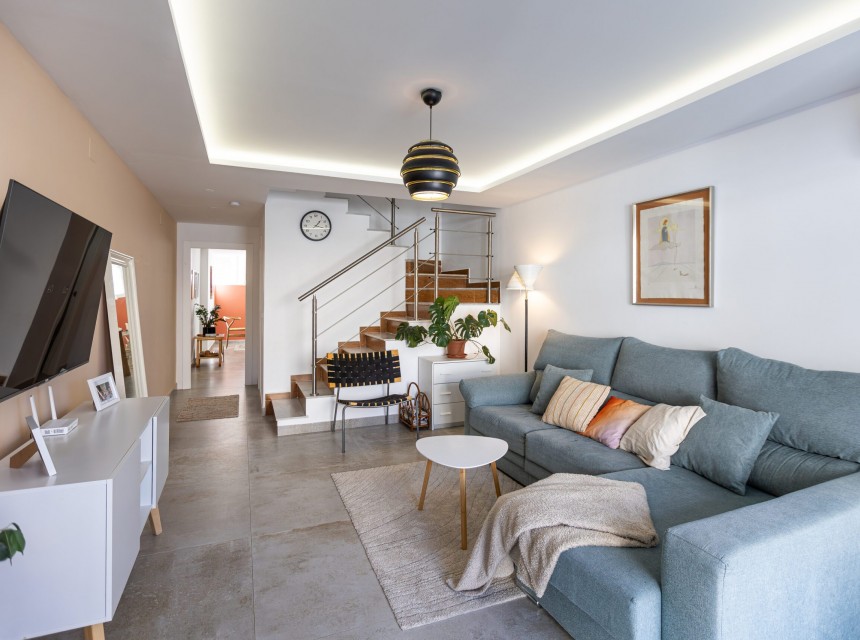 Sprzedaż - Kamienica - Torrevieja