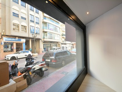 Sprzedaż - Lokal biznesowy - Guardamar