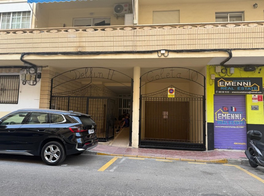 Sprzedaż - Parking - Torrevieja - Playa del cura