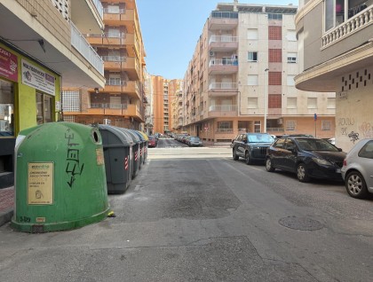 Sprzedaż - Parking - Torrevieja - Playa del cura