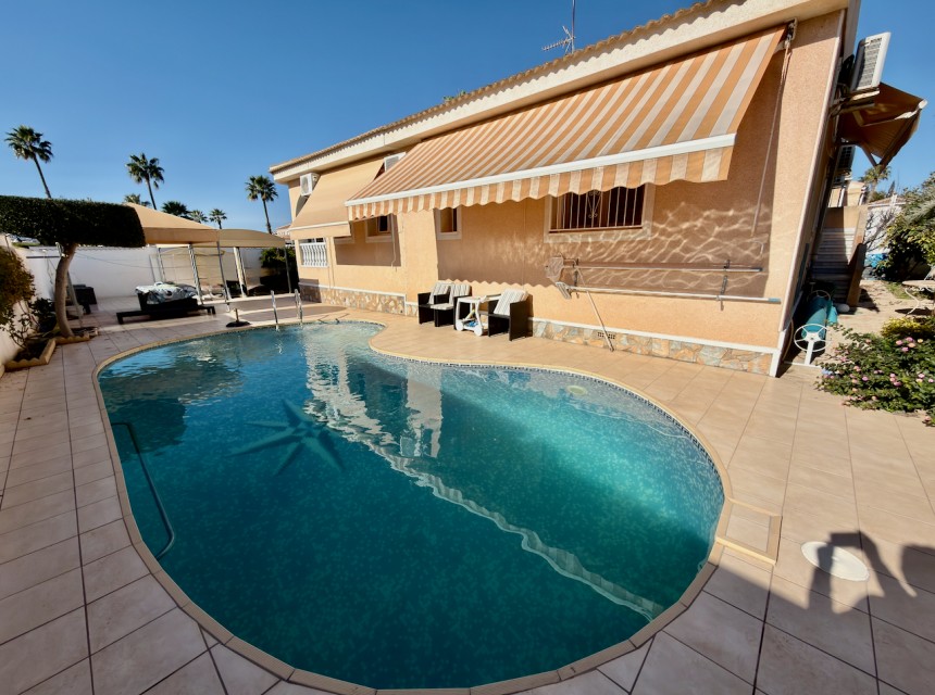 Sprzedaż - Willa - Ciudad Quesada