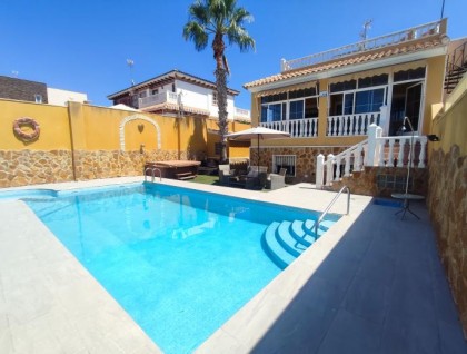 Sprzedaż - Willa - Torrevieja - Aguas Nuevas
