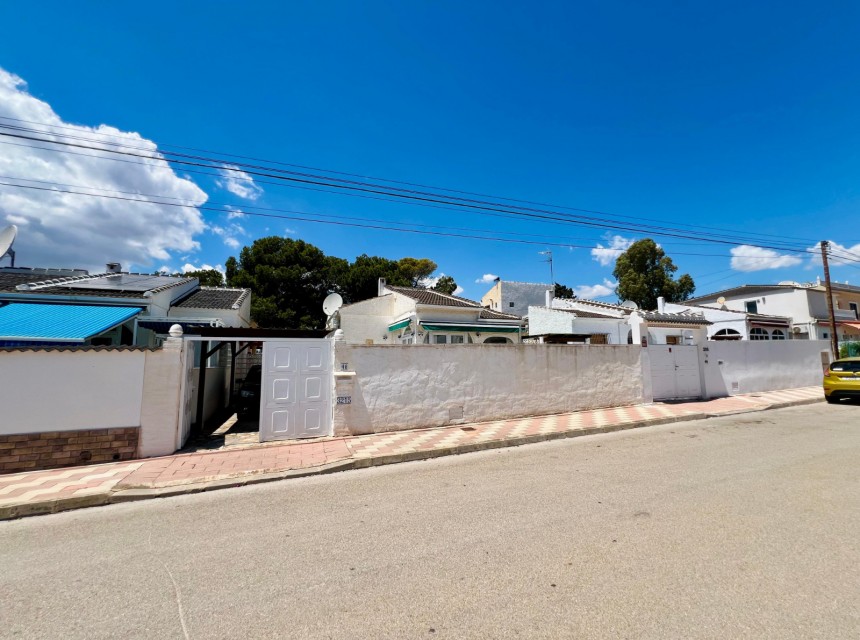 Sprzedaż - Willa - Torrevieja - El Chaparral