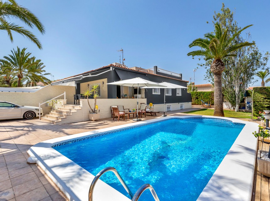 Sprzedaż - Willa - Torrevieja - Rocio del Mar