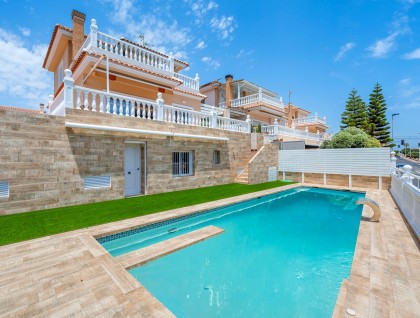 Sprzedaż - Willa - Torrevieja