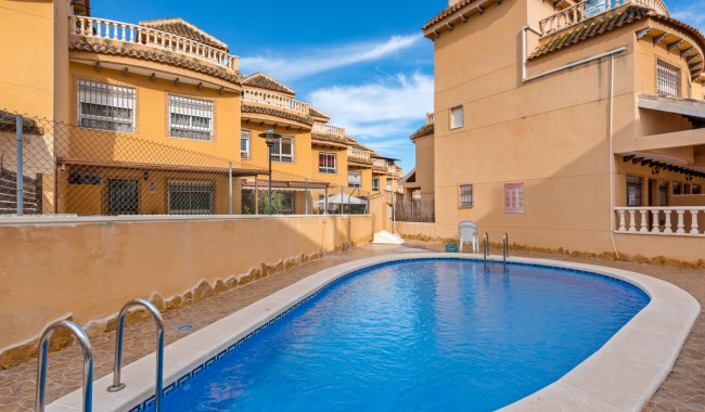 Townhouse - Resale - Guardamar - LE-5166