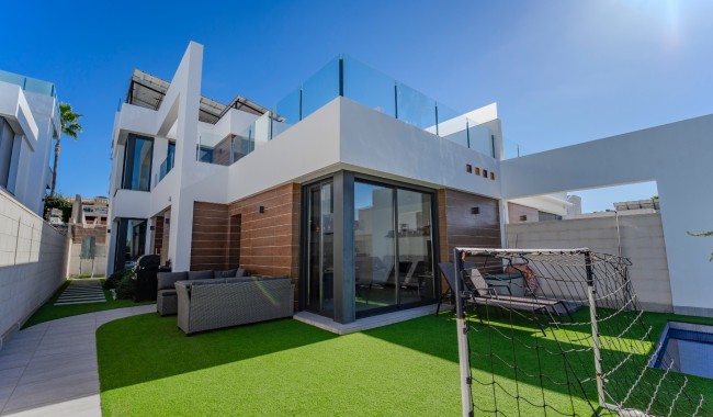 Vertikaldelt - Brukt - Benijófar - LF-9441