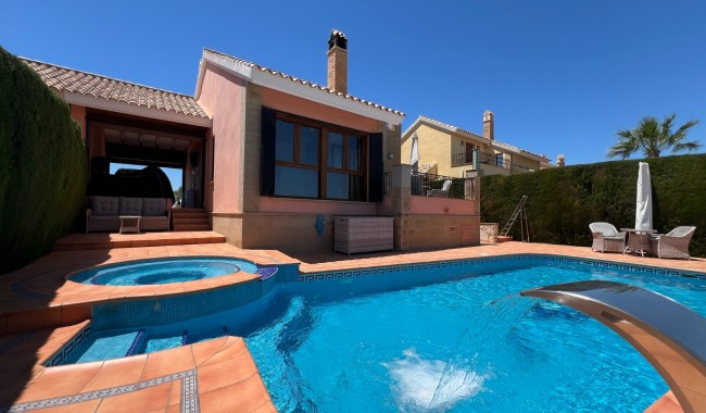 Villa - Begagnad - Algorfa - La Finca Golf Resort