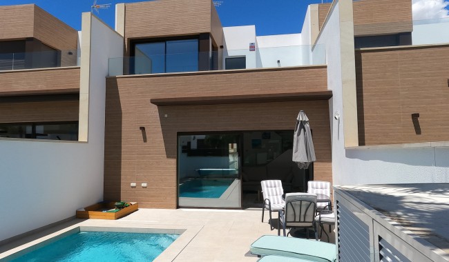 Villa - Begagnad - Algorfa - La Finca golf
