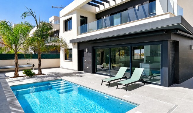 Villa - Begagnad - Algorfa - La Finca golf