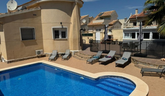 Villa - Begagnad - Ciudad Quesada/Rojales - Atalaya Park