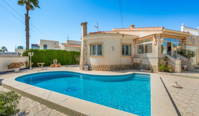 Villa - Begagnad - Ciudad Quesada/Rojales - LE-4419