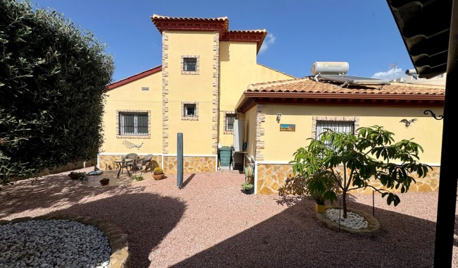 Villa - Begagnad - Ciudad Quesada/Rojales - LL-9311