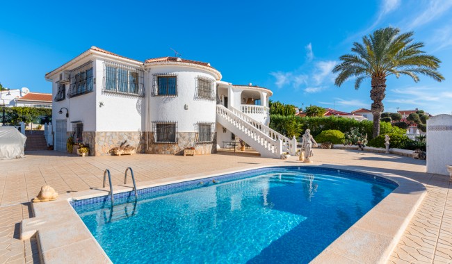 Villa - Begagnad - Ciudad Quesada/Rojales - MR-3891