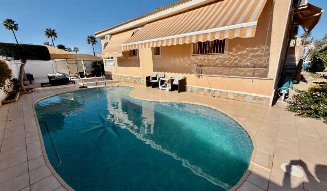 Villa - Begagnad - Ciudad Quesada/Rojales - MR-6603