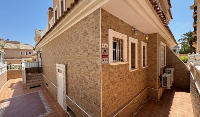 Villa - Begagnad - Guardamar - Guardamar del Segura Centro