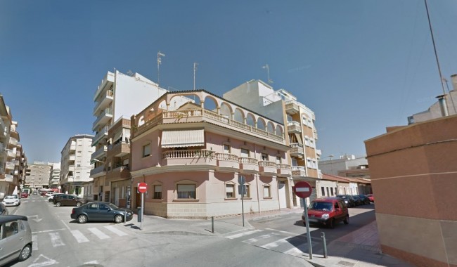 Villa - Begagnad - Guardamar - LA-5632