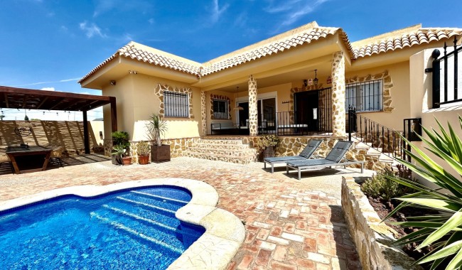Villa - Begagnad - Orihuela Costa - La Zenia
