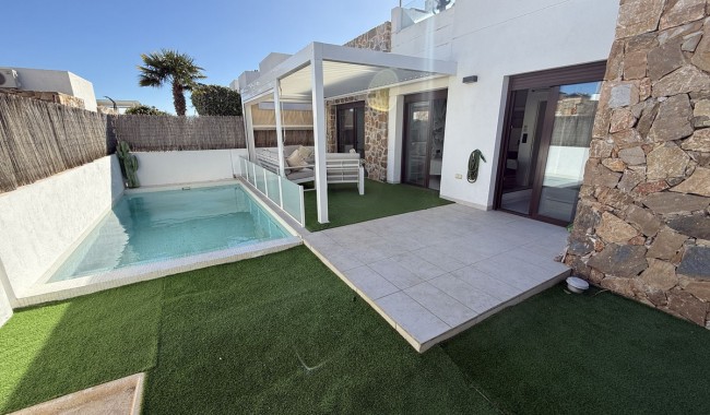 Villa - Begagnad - Orihuela - Lomas de Cabo Roig