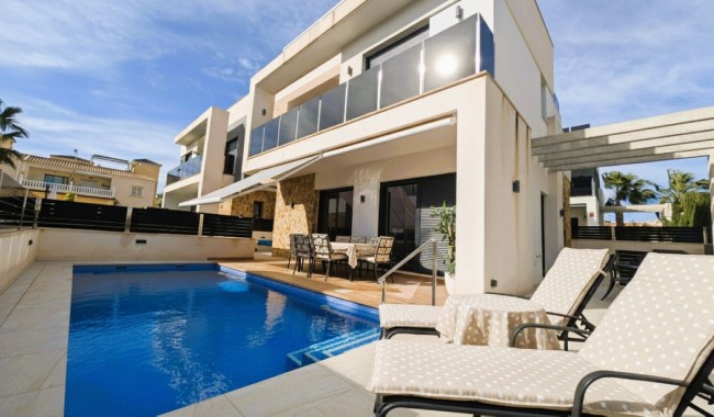Villa - Begagnad - Orihuela - Los Dolses