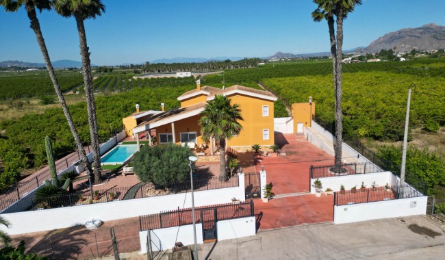 Villa - Begagnad - Orihuela - Orihuela Centro