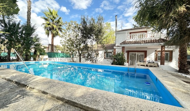 Villa - Begagnad - Orihuela - Orihuela