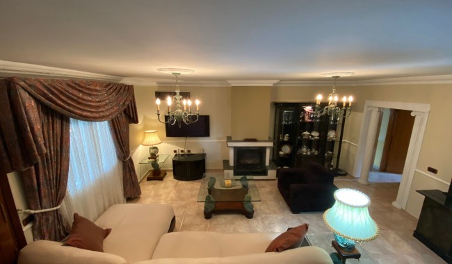 Villa - Begagnad - Orihuela - RB-5239