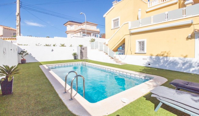 Villa - Begagnad - San Miguel de Salinas - HP-7055