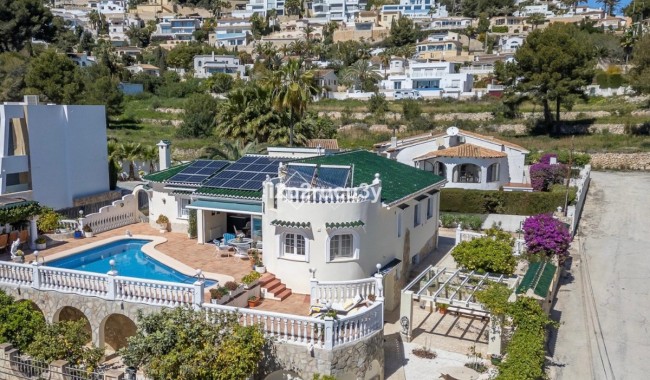 Villa - Begagnad - Teulada - Moraira