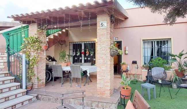 Villa - Begagnad - Torrevieja - Centro