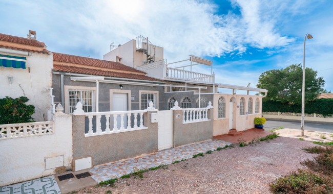 Villa - Begagnad - Torrevieja - El Chaparral