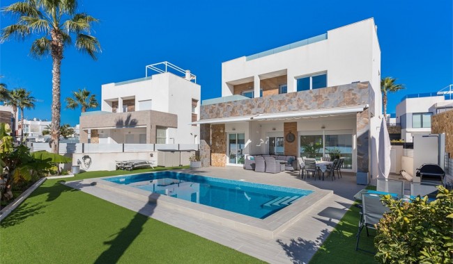 Villa - Begagnad - Torrevieja - Torrevieja