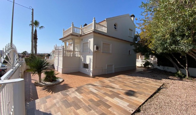 Villa - Begagnad - Torrevieja - Torrevieja
