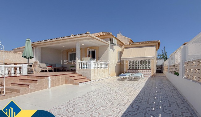 Villa - Begagnad - Torrevieja - Zona los Frutales