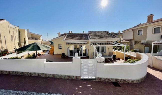 Villa - Brukt - Ciudad Quesada/Rojales - MR-2617