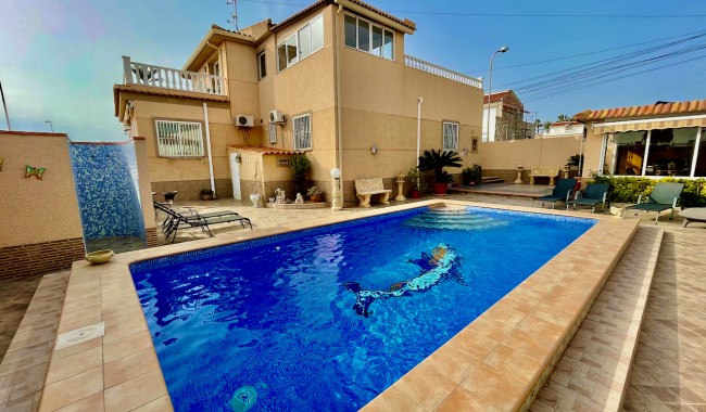 Villa - Brukt - Ciudad Quesada/Rojales - MR-9642