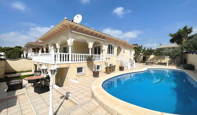 Villa - Brukt - Ciudad Quesada/Rojales - VA-9038