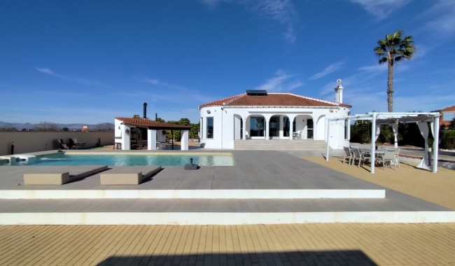 Villa - Brukt - El Mudamiento - El Mudamiento
