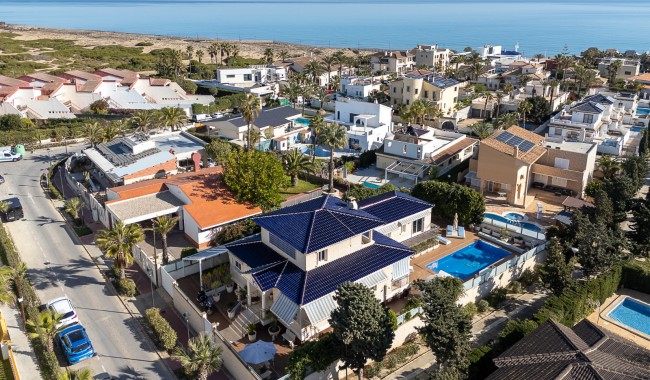 Villa - Brukt - La Mata, Torrevieja - La Mata