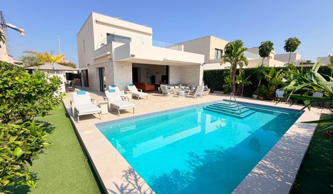 Villa - Brukt - Los Montesinos - Los Montesinos