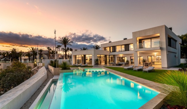 Villa - Brukt - Orihuela - Cabo Roig