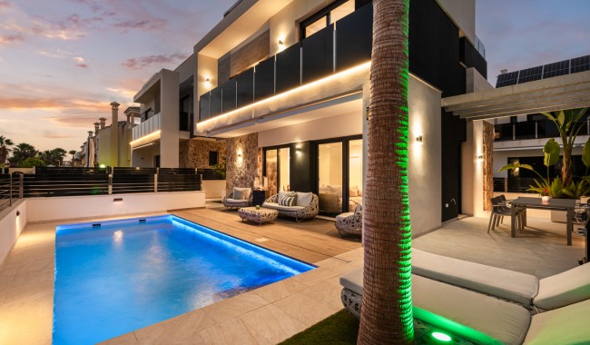 Villa - Brukt - Orihuela Costa - LE-6416