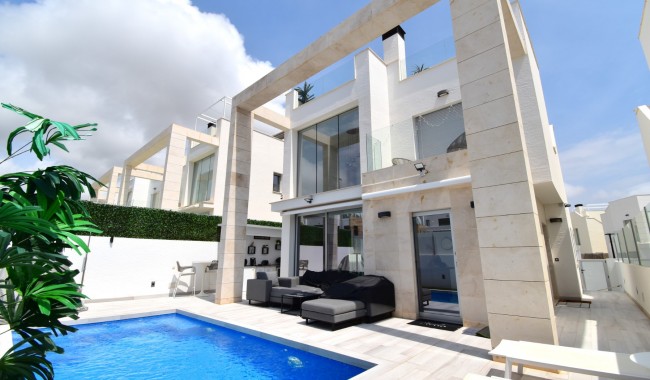 Villa - Brukt - Orihuela Costa - Lomas de Cabo Roig